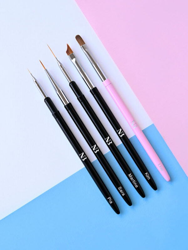 Noir & Rose Collection